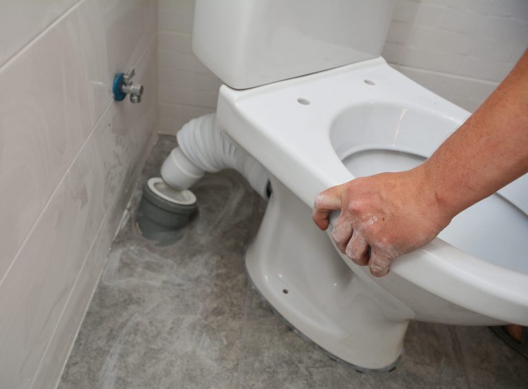 Common Toilet Issues Homeowners Should Not Ignore