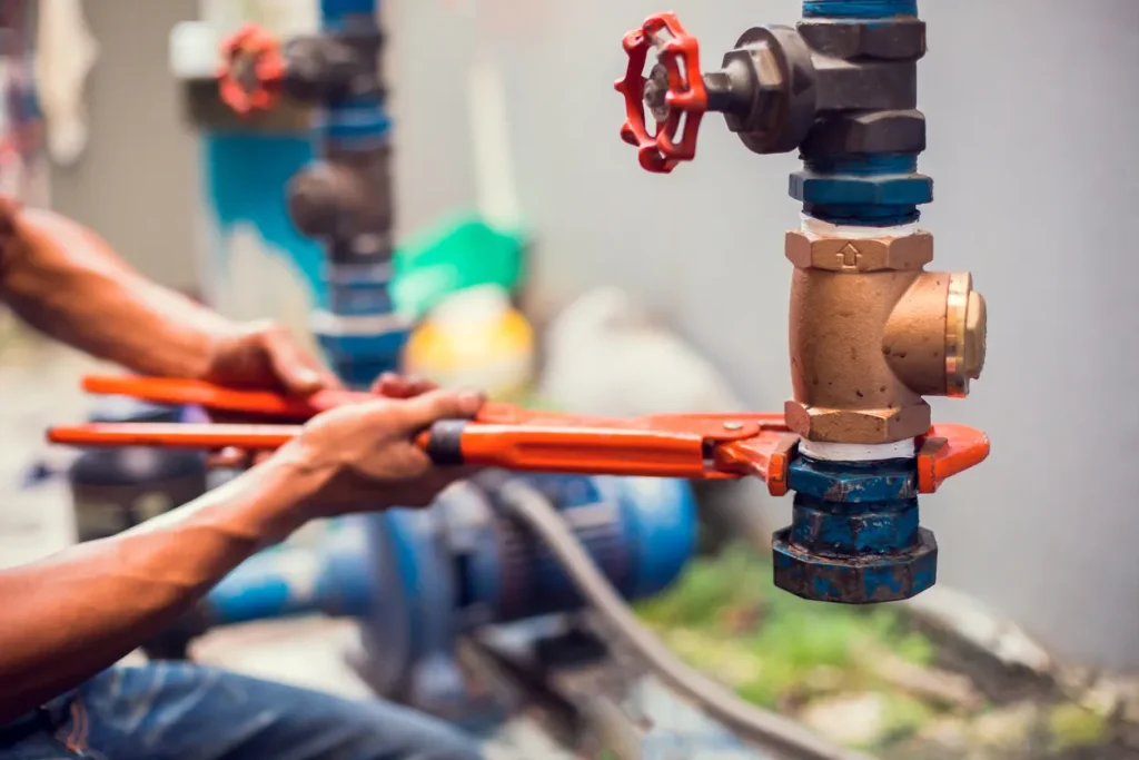 SIGNS YOU NEED PIPE REPAIR in frederick